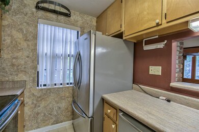 3342 Thomas Butler Rd unit B, Tallahassee, FL 32308 - photo 5