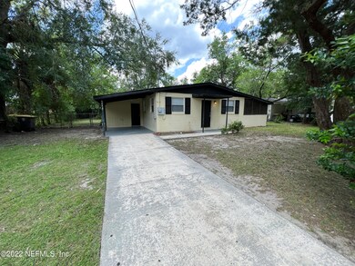 6643 Burpee Dr S, Jacksonville, FL 32210 - photo 2