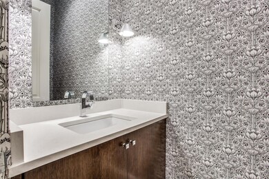 Powder bath