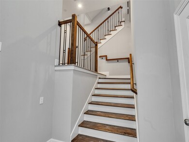 1122 W 16th St unit D, Houston, TX 77008 - photo 3