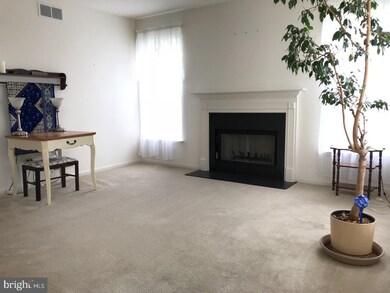 218 E Harvest Dr, New Castle, DE 19720 - photo 6