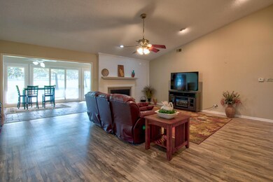 1006 Kiowa Dr W, Gainesville, TX 76240 - photo 7