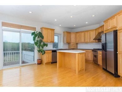 6117 Creek Ridge Ct, Minnetonka, MN 55345 - photo 5