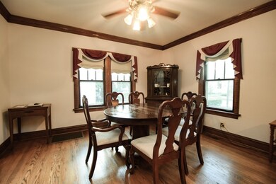 1447 Whitcomb Ave, Des Plaines, IL 60018 - photo 5