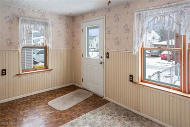 143 Evergreen St, Conneaut, OH 44030 - photo 7