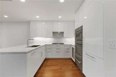 2 Canal St unit 2004, New Orleans, LA 70130 - photo 5