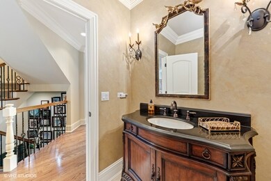 265 S Poplar Ave, Elmhurst, IL 60126 - photo 3