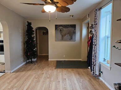 Dining room (2)