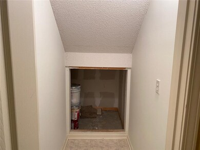 7500 Mccoy St, Shawnee, KS 66227 - photo 4