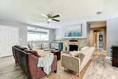 5712 Richmond Rd, Jacksonville, FL 32210 - photo 6