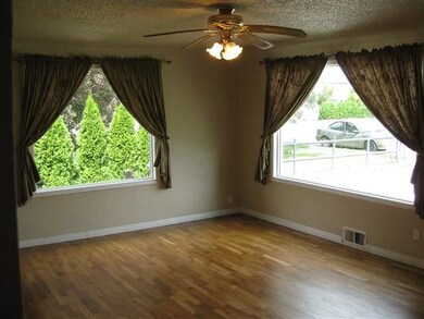 215 E Colorado Ave, Nampa, ID 83686 - photo 4