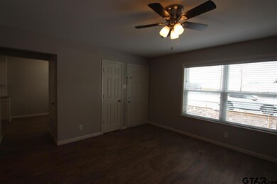 11608 11608 Cr 215, Tyler, TX 75707 - photo 4