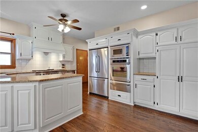 15019 W 76th St, Shawnee, KS 66216 - photo 4