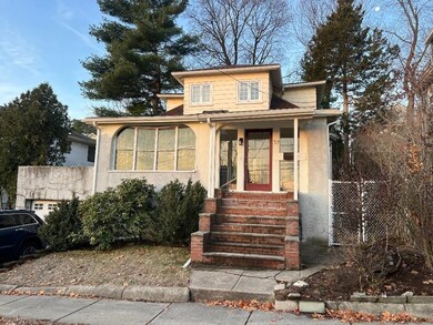 57 Pequossette St, Watertown, MA 02472 - photo 2