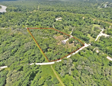 317 River Rd, Angleton, TX 77515 - photo 2