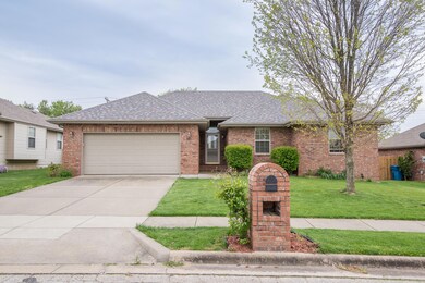 Molea-Crestwood-Home-4