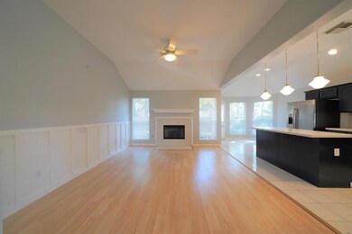 8806 Sherina Park Dr, Houston, TX 77095 - photo 4