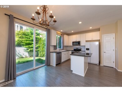 20276 Hoodview Ave, West Linn, OR 97068 - photo 6