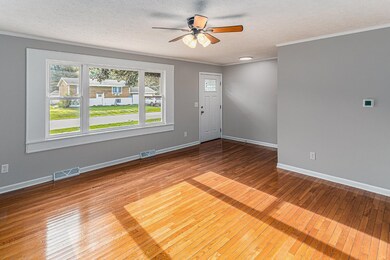 3888 S Wayne Dr, La Porte, IN 46350 - photo 2