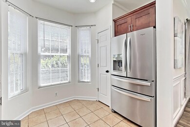 46614 Drysdale Terrace unit 102, Sterling, VA 20165 - photo 5