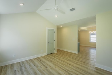 200 13th St, Apalachicola, FL 32320 - photo 3