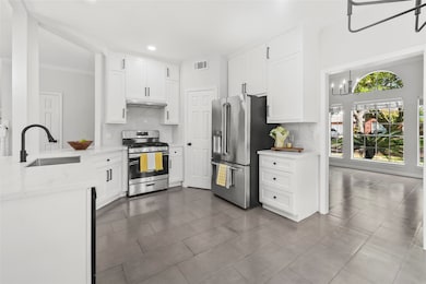 14022 Loch Creek Ct, Houston, TX 77062 - photo 5