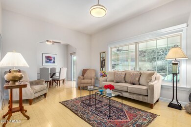 10662 W Hutton Dr, Sun City, AZ 85351 - photo 7