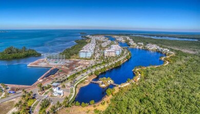 A bird's eye view of Harbour Isle looking north an