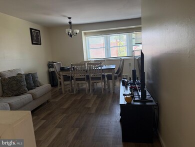 744 E Green St, Allentown, PA 18109 - photo 2