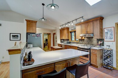 5601 Winners Cir, Fitchburg, WI 53575 - photo 6