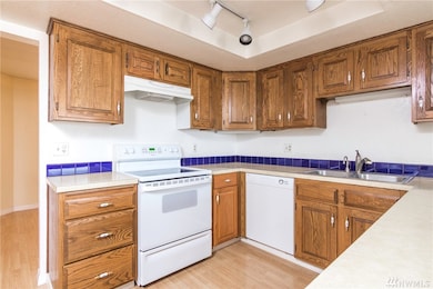 518 Bell St unit 201, Edmonds, WA 98020 - photo 5