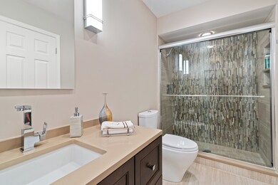 2435 Saranac Ct, Glenview, IL 60026 - photo 7