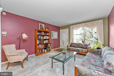 1215 Cobblestone Cir, Lansdale, PA 19446 - photo 3