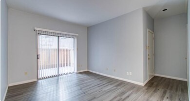 11711 Memorial Dr unit 381, Houston, TX 77024 - photo 2