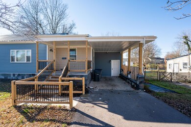 Greenfield Ave-24