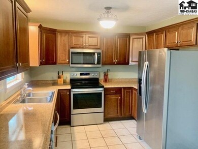 1116 Eastmoor Dr, McPherson, KS 67460 - photo 5