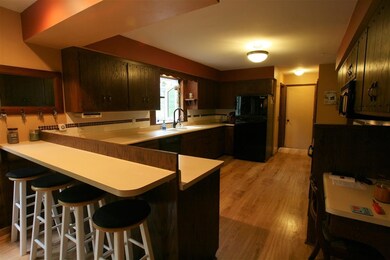 5475 Jan Dr, Fitchburg, WI 53711 - photo 4