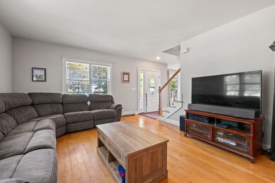 32 Ossipee Rd, Cape Neddick, ME 03902 - photo 5