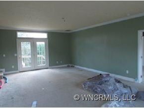 40 Song Sparrow Ln, Hendersonville, NC 28792 - photo 2