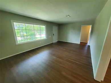 405 Kimbrough St, Fort Worth, TX 76108 - photo 2