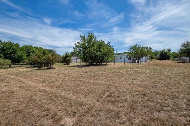 234 Blue Sky Ln, Springtown, TX 76082 - photo 7