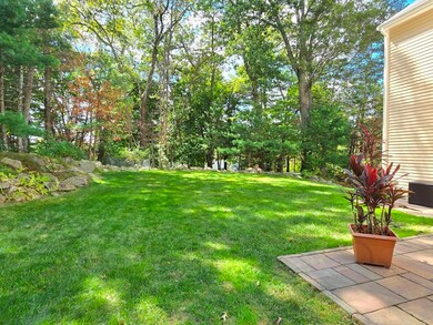 3 Blueberry Hill Ln, Ashland, MA 01721 - photo 6