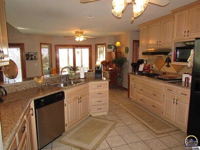 4630 SW Gage Blvd, Topeka, KS 66610 - photo 4