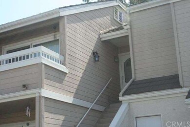 Quiet, upstairs unit