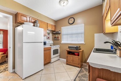 2872 Brackridge Blvd E, Jacksonville, FL 32216 - photo 7