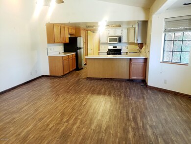 100 S Paloma, Show Low, AZ 85901 - photo 3