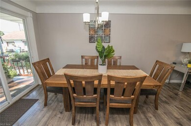 Dining room to break bread with friends and family