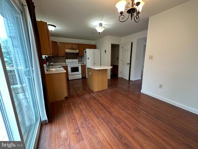 1238 Splashing Brook Dr, Abingdon, MD 21009 - photo 4