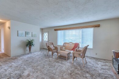 1921 Regina Way, Grants Pass, OR 97527 - photo 3