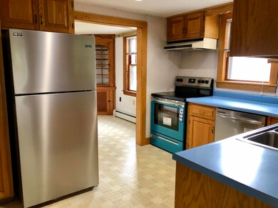 33 Tilton Ave, Kittery, ME 03904 - photo 4